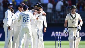 Border Gavaskar Trophy : पर्थ टेस्ट का चौथे दिन का पहला सत्र समाप्त , ऐतिहासिक जीत से 5 कदम दूर भारत….