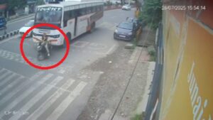 Dehradun accident video: बस ने स्कूटी सवार युवती कुचला…देहरादून की सड़कों पर मौत का LIVE वीडियो आया सामने