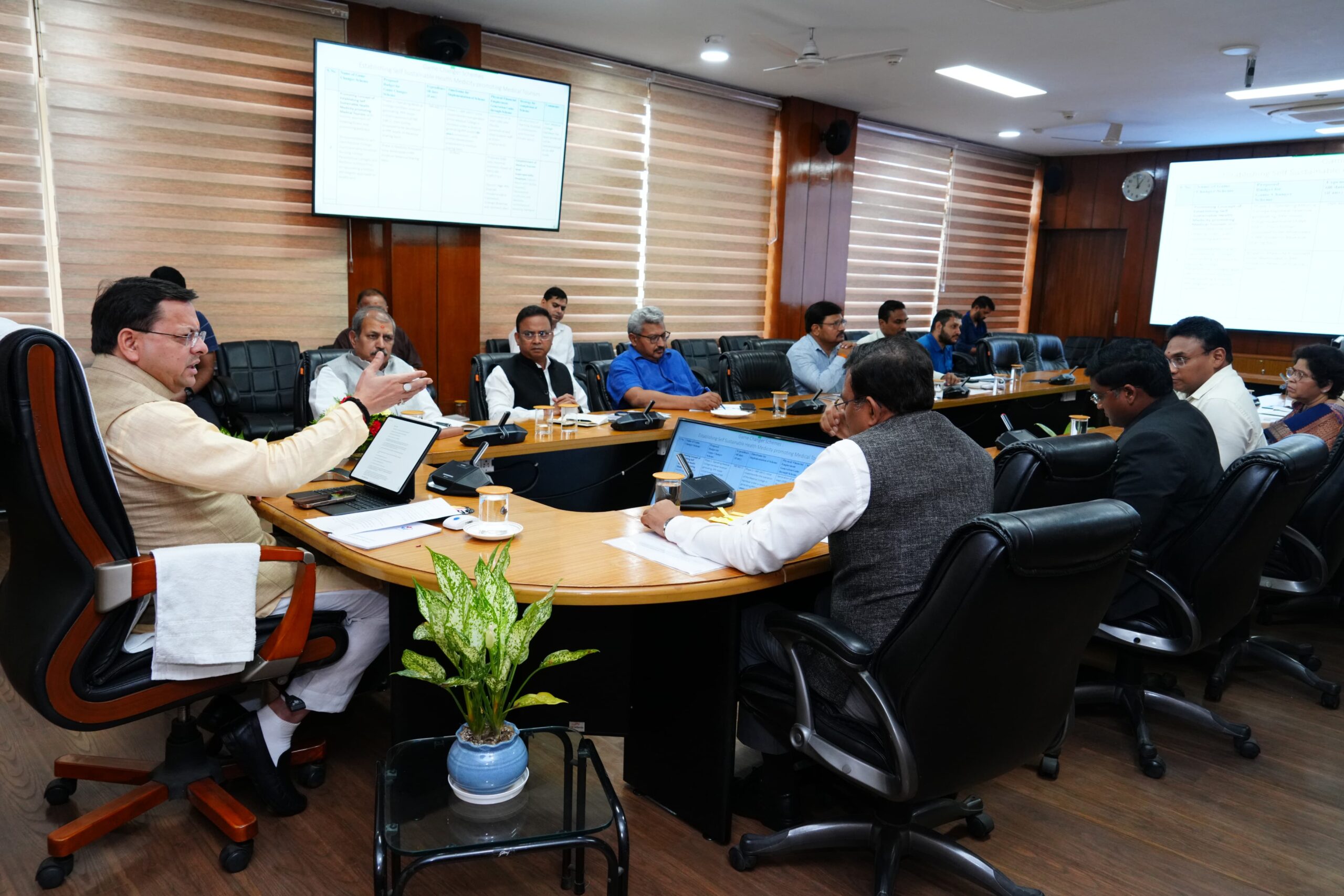 cm dhami