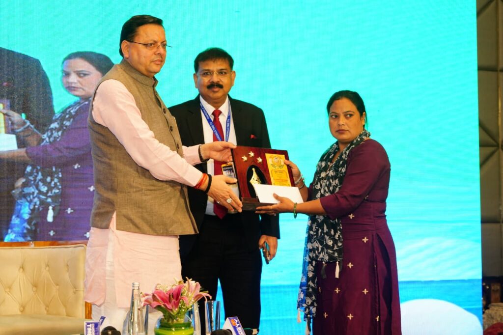 cm dhami
