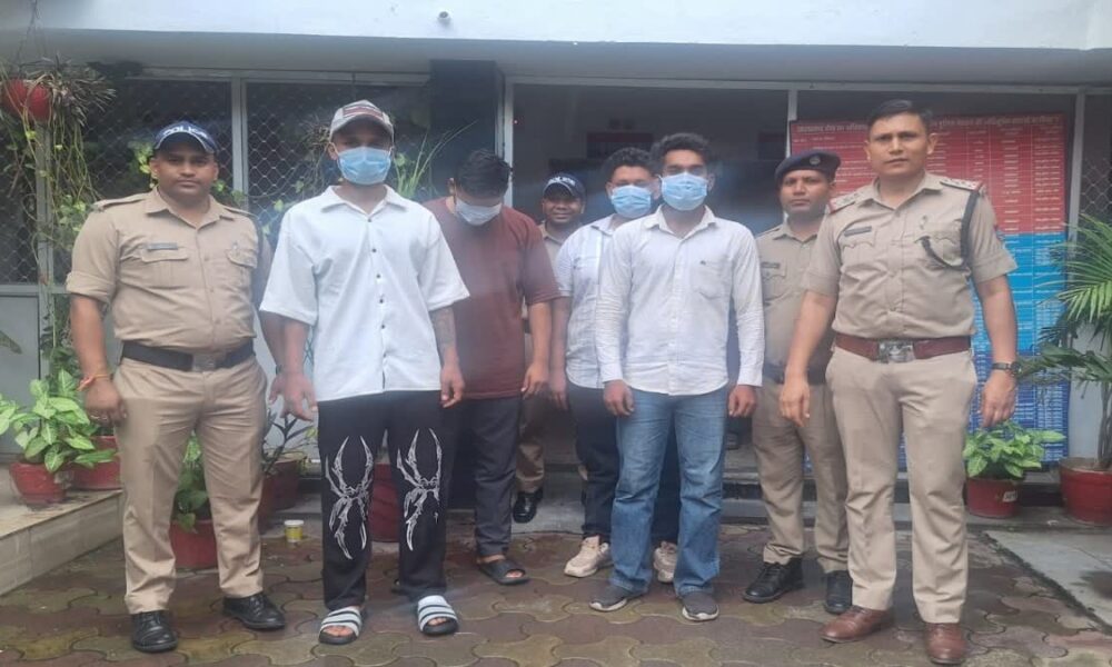 आईटीआई गैंग का सरगना समेत चार गिरफ्तार