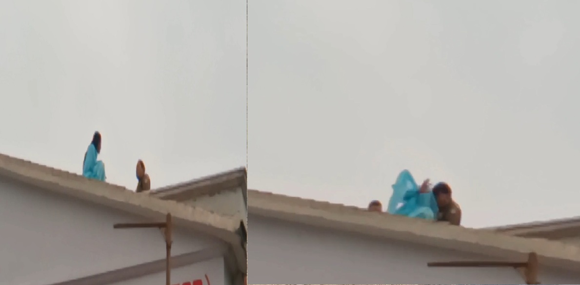 petrol lekar chat par chadhi chatraa