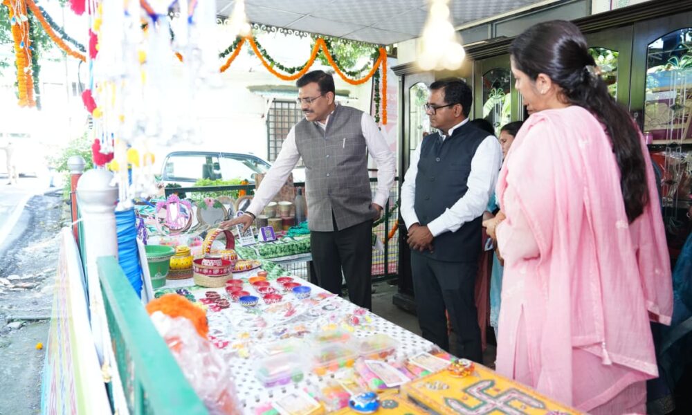 मुख्य सचिव