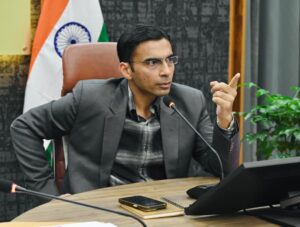 देहरादून में ड्रग्स के विरूद्ध महाअभियान का आगाज,  यूपीईएस संस्थान में हुई बच्चों की ड्रग टेस्टिंग