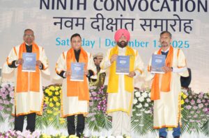 DIT यूनिवर्सिटी के दीक्षांत समारोह में शामिल हुए राज्यपाल, उद्यमिता और नशामुक्त समाज का दिया संदेश