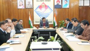 प्रदेश की रोपवे परियोजनाओं को मिलेगी रफ्तार, CS ने काम में तेजी लाने के दिए निर्देश