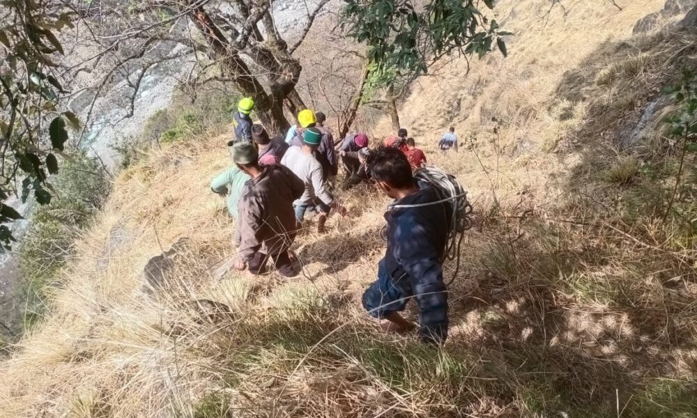 rudraprayg woman dies after fallen from hill rampur