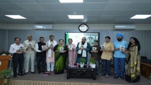 DEHRADUN NEWS: दून लाइब्रेरी में “हम्पी: उत्कर्ष से अपकर्ष तक” का लोकार्पण, तापस चक्रवर्ती की किताब को मिल चुके कई बड़े सम्मान