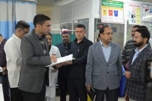 Dehradun News: DM सेविन बंसल का बड़ा फैसला, अल्ट्रासाउंड और रेडियो डायग्नोस्टिक सेंटर पर सख्त नियम लागू
