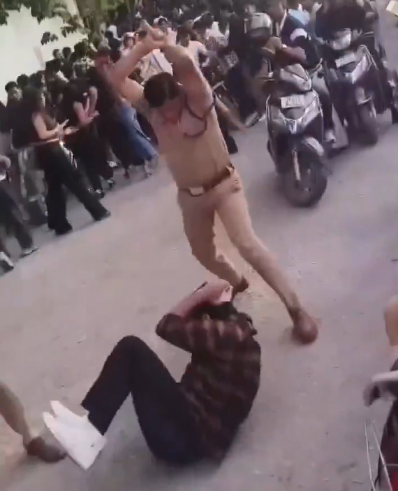 देहरादून छात्र की बेरहमी से पिटाई का वीडियो वायरल, SSP ने दरोगा और सिपाही को किया लाइन हाजिर