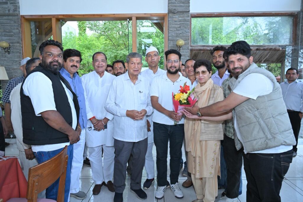 Rahul Gandhi's Almora Visit