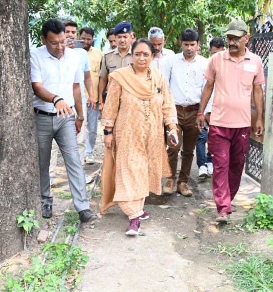 वित्त पोषित परियोजना निरिक्षण