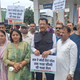 Dehradun News: चीनी के बढ़ते दाम और E20 पेट्रोल के मुद्दे पर सड़कों पर उतरी कांग्रेस..